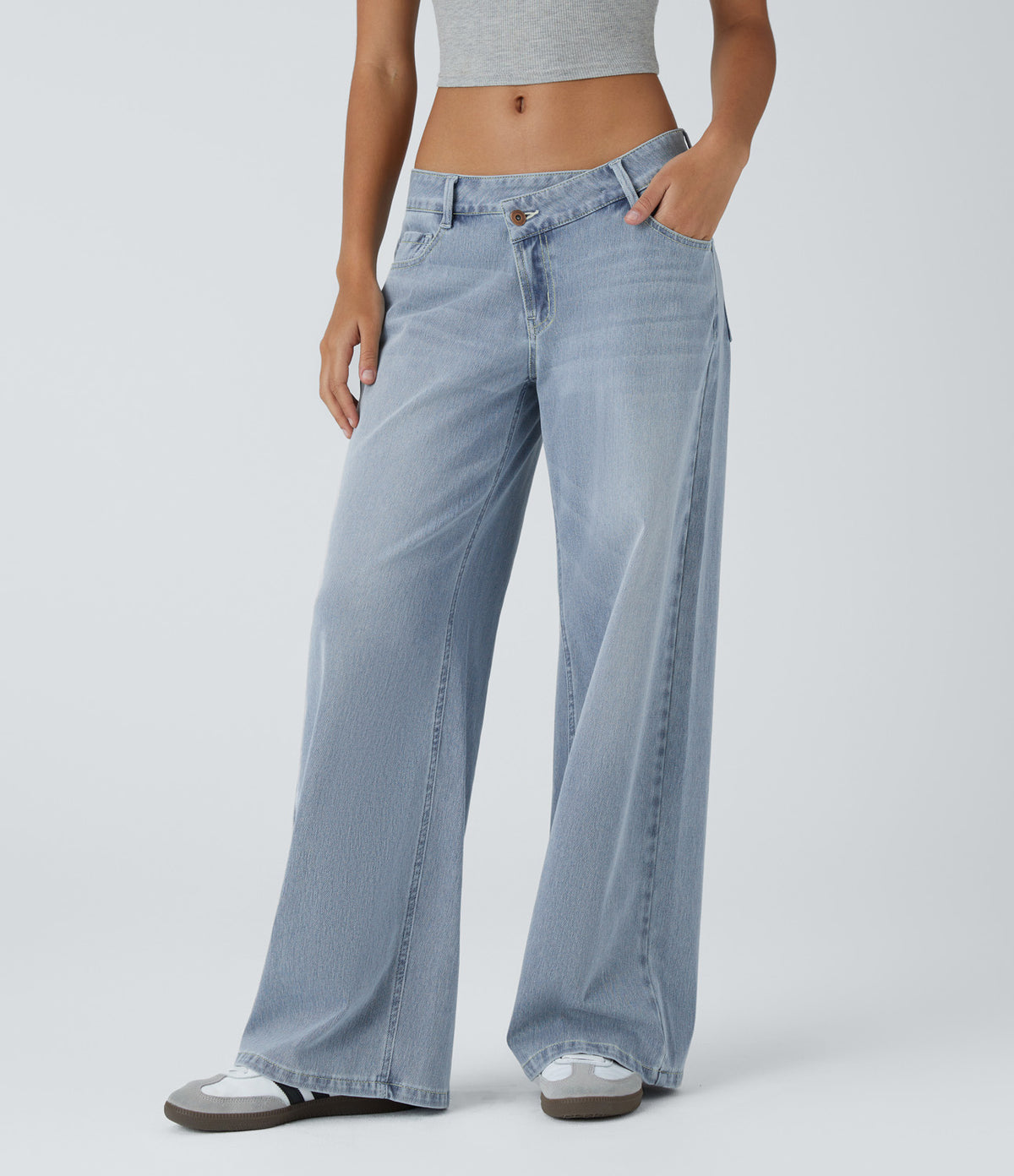 NoorAir™ Jeans in Hellblau, Vorderansicht